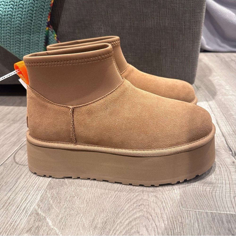 UGG classic Mini Dipper Chestnut Platform Boots NEW